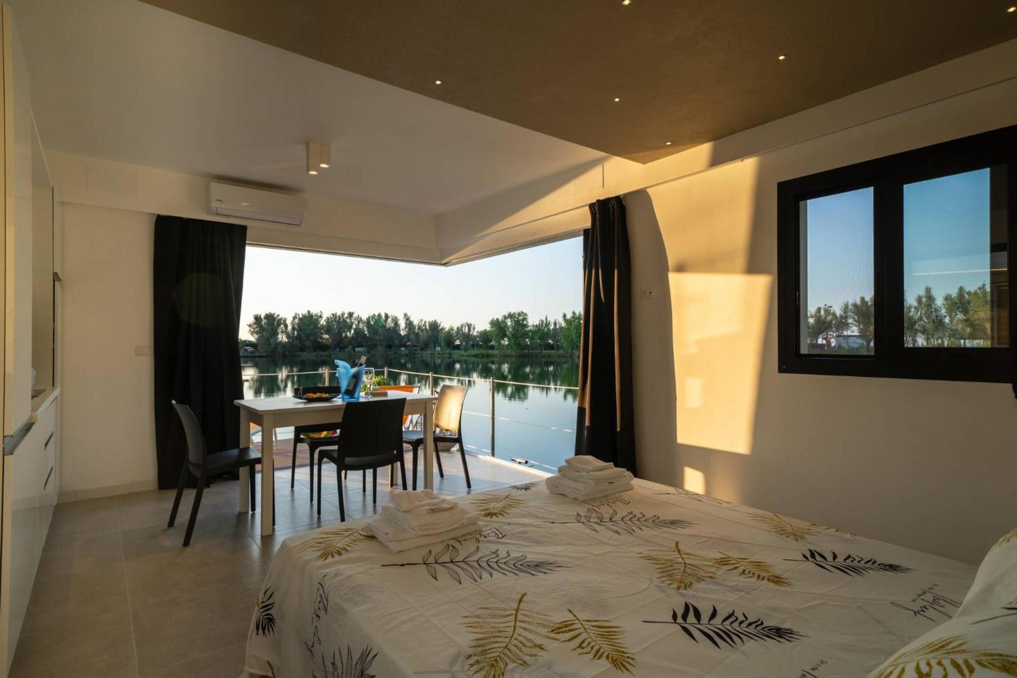 Village Lake Placid Silvi Marina Exterior photo
